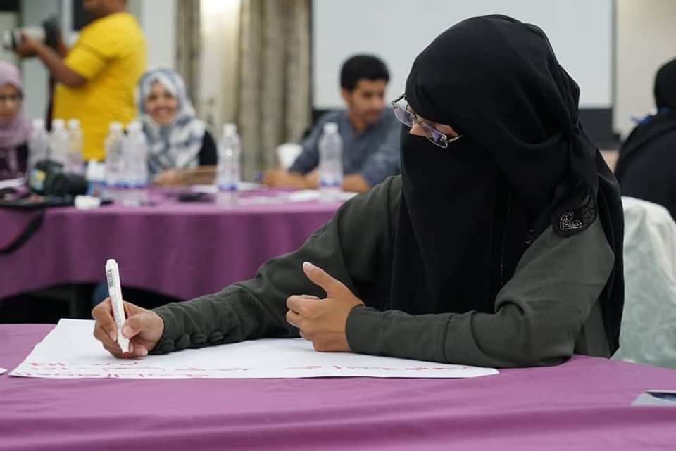 Yemeni Female Media Professionals: Empowerment Projects to Reduce Conflicts