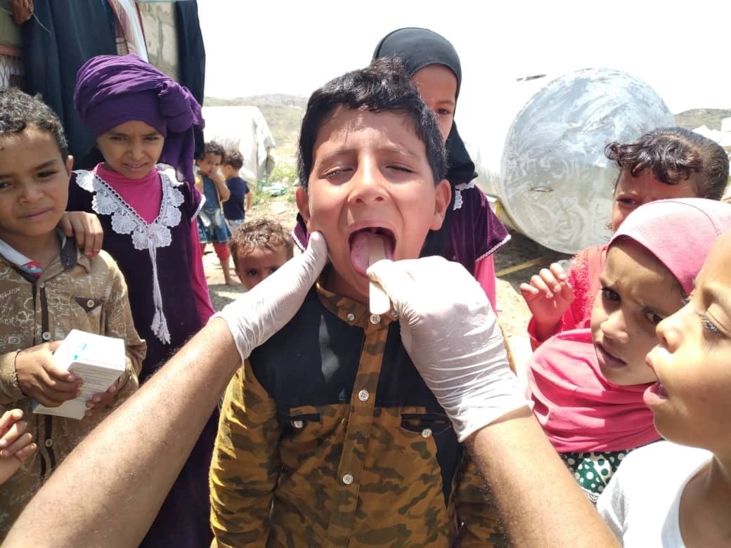 منظمة الصحة العالمية بالتعاون البنك الدولي ووزارة الصحة العامة والسكان تدريب  333 فريقًا للاستجابة السريعة في المديريات للتحقق وبدء الاستجابة لتفشي الأمراض وحالات الطوارئ الصحية العامة في اليمن