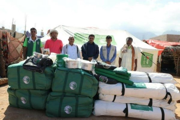 KSrelief Distributes Shelter Aid in Socotra Governorate