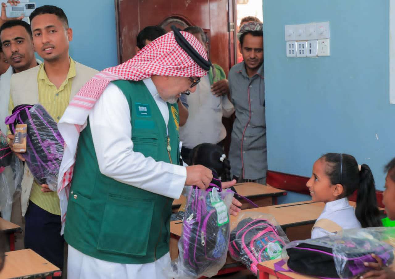 تأهيل أربع مدارس في المكلا بدعم من مركز الملك سلمان للإغاثة